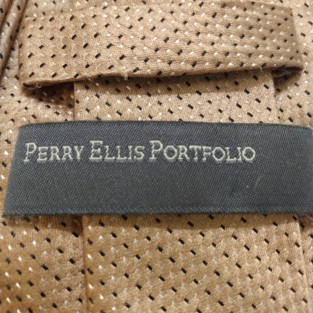 Perry Ellis Portfolio Silk Necktie